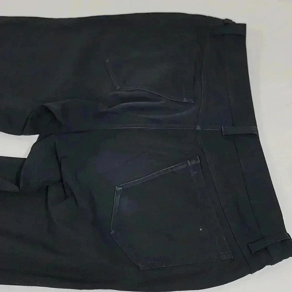 Lululemon ABC Pant Skinny Color Black - Picture 8 of 9